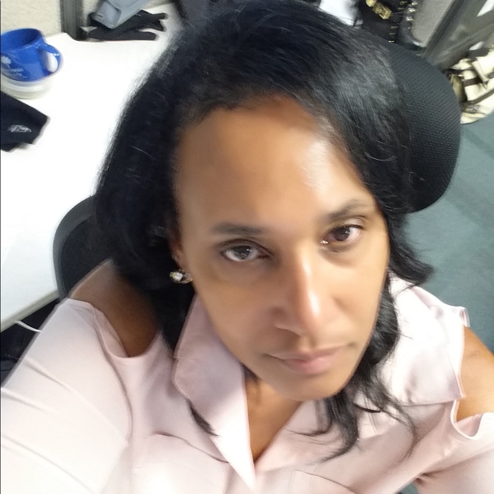 Meet your Posher, Michelle